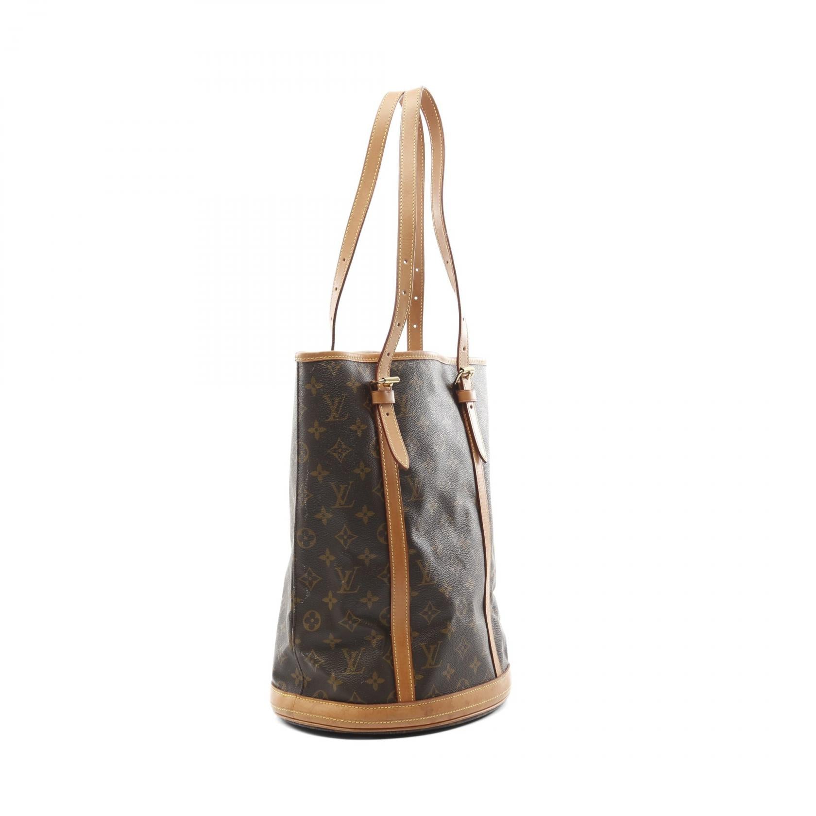 Louis Vuitton Bucket GM Monogram Coated Canvas Shoulder Bag