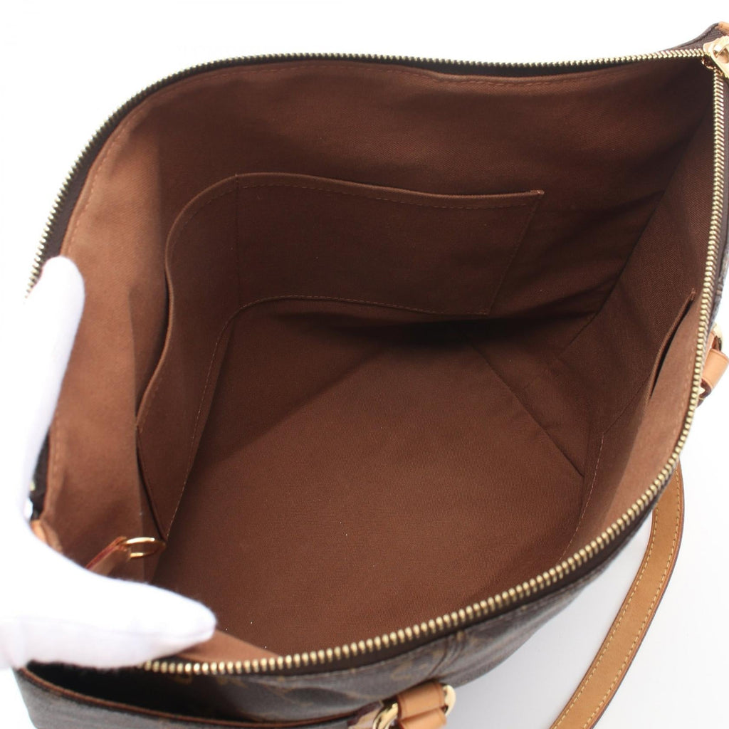 Louis Vuitton Totally MM Monogram Tote Bag
