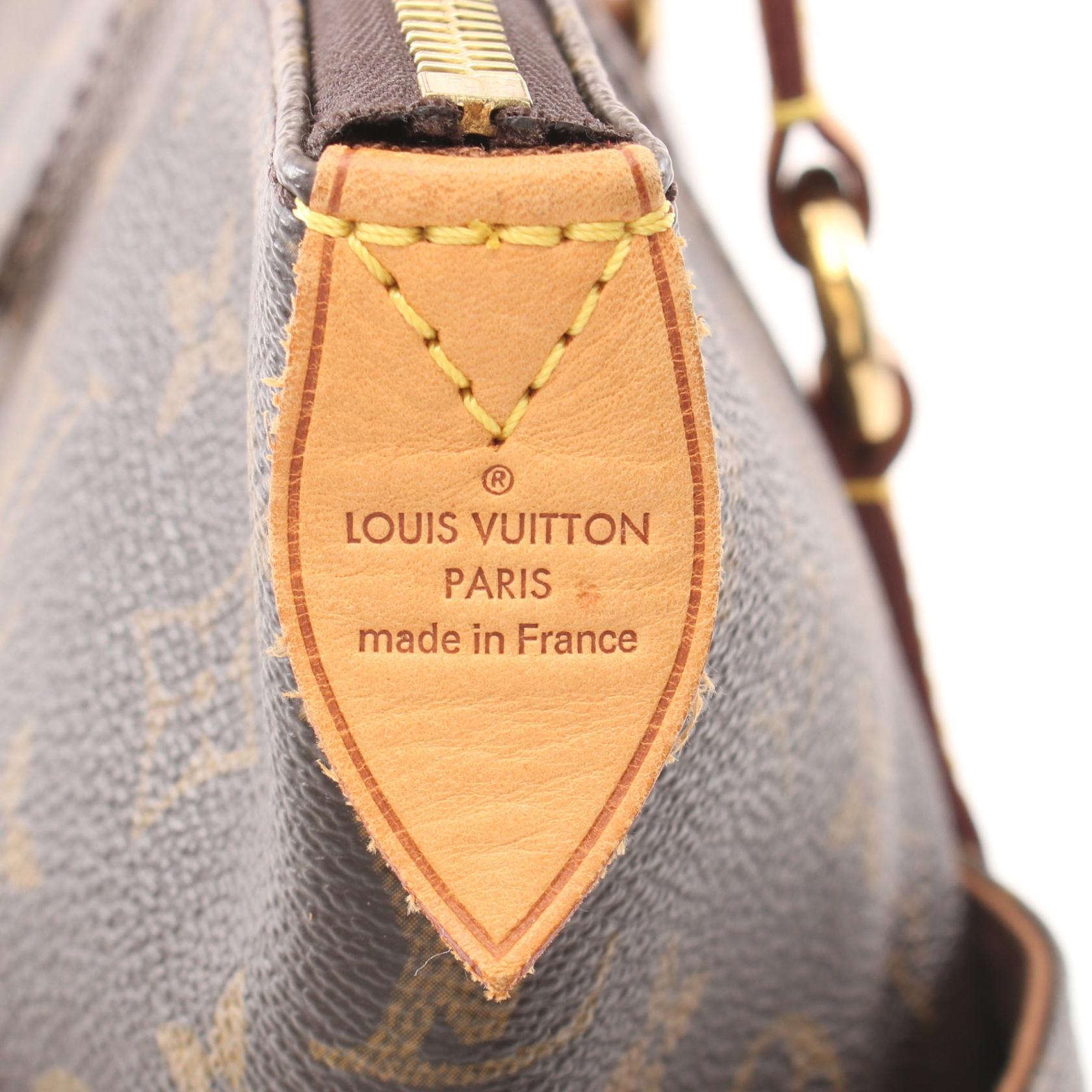 Louis Vuitton Totally MM Monogram Coated Canvas Tote Bag