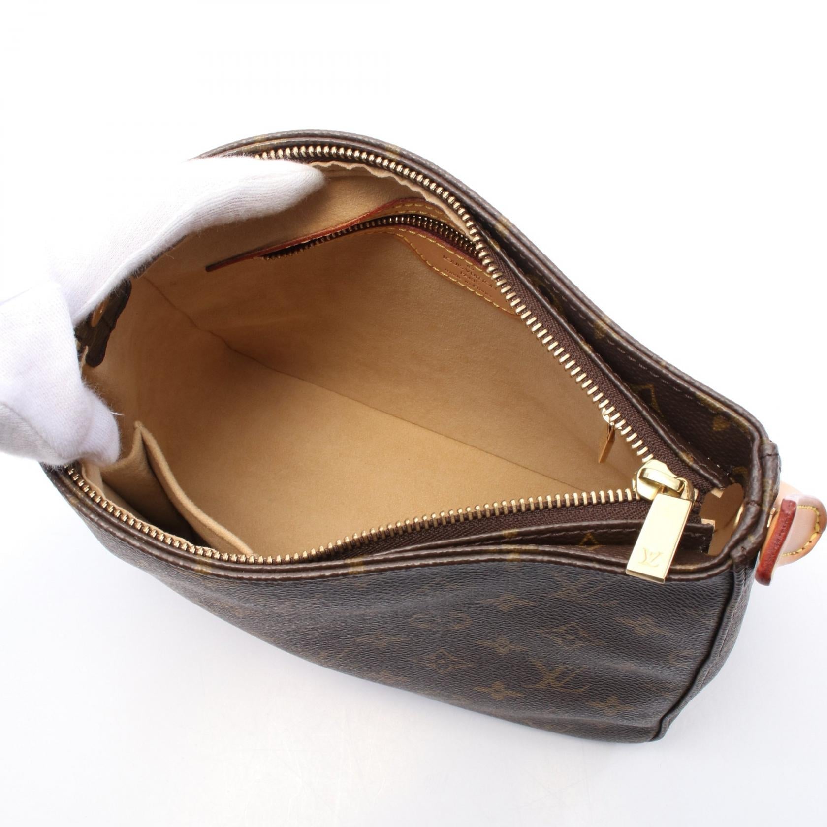 Louis Vuitton Looping MM Monogram Coated Canvas Shoulder Bag