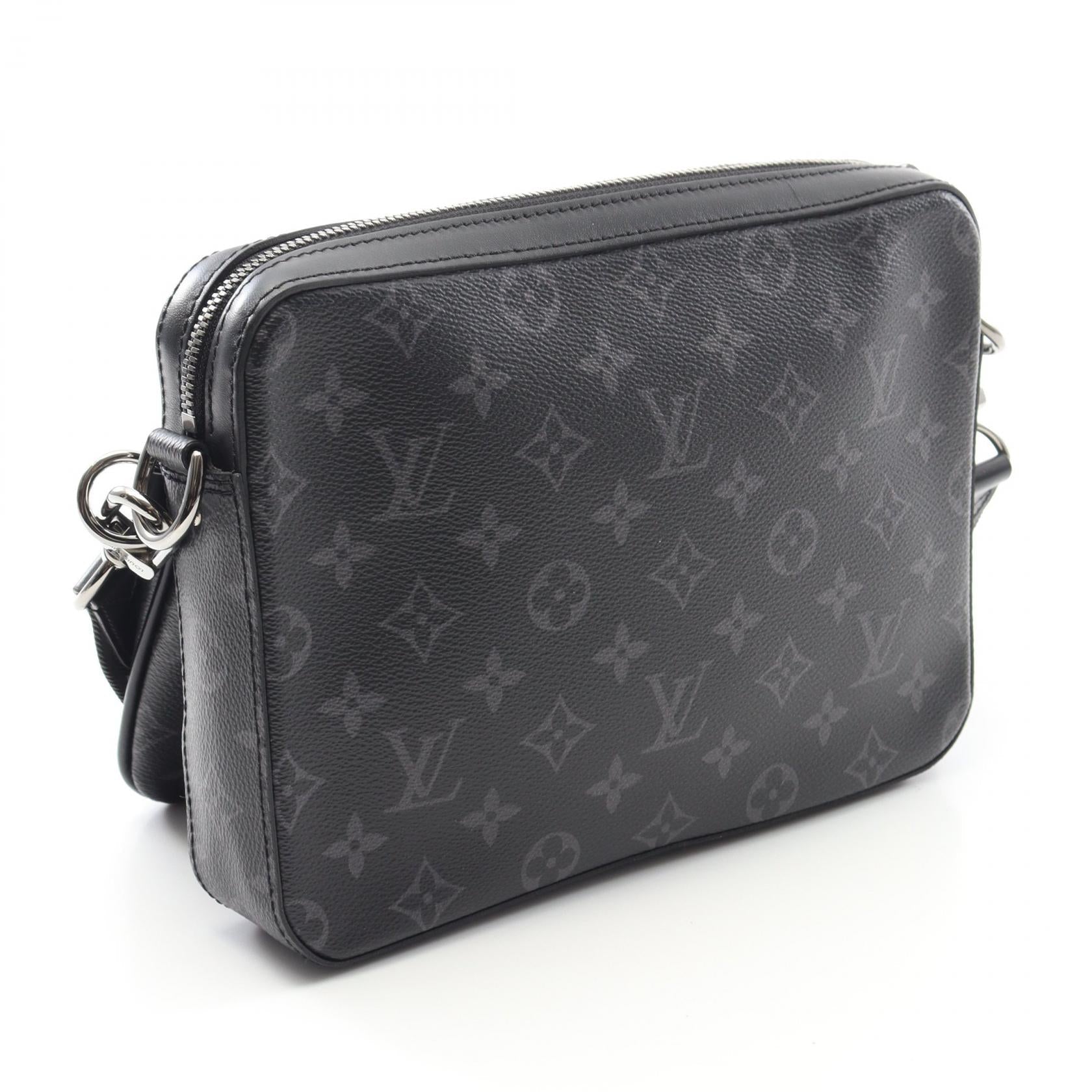 Louis Vuitton Trio Messenger Monogram Shoulder Bag
