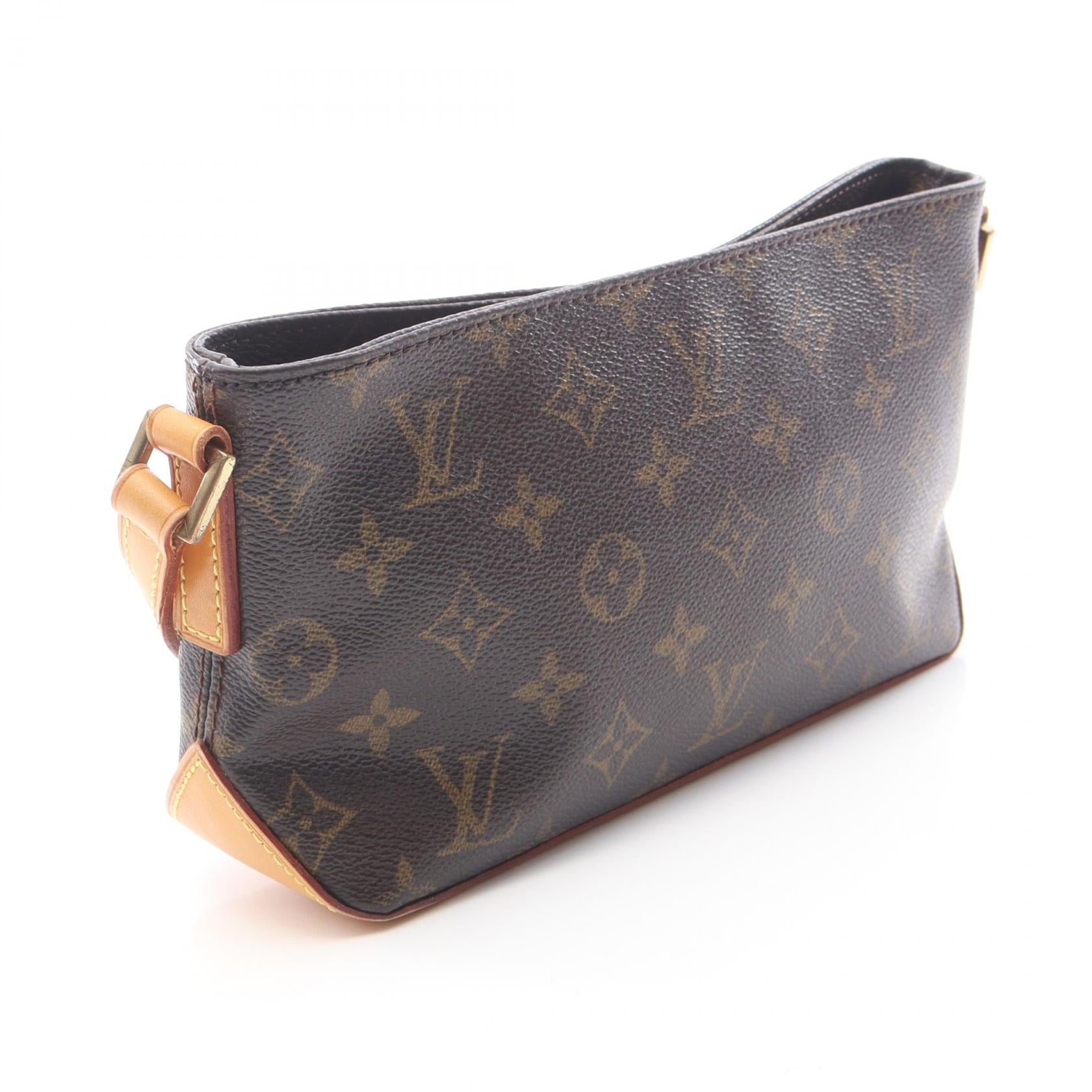 Louis Vuitton Trotteur Monogram Shoulder Bag