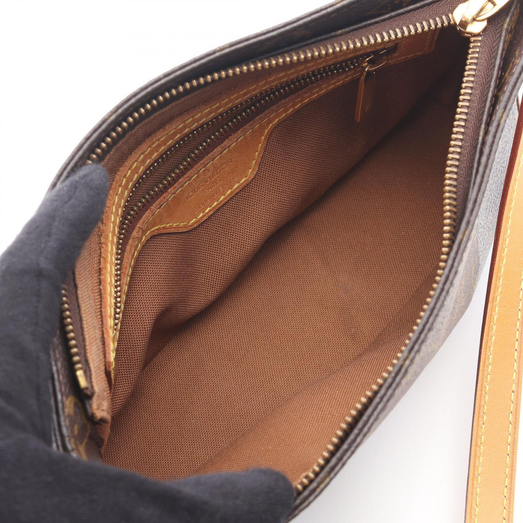 Louis Vuitton Trotteur Monogram Shoulder Bag