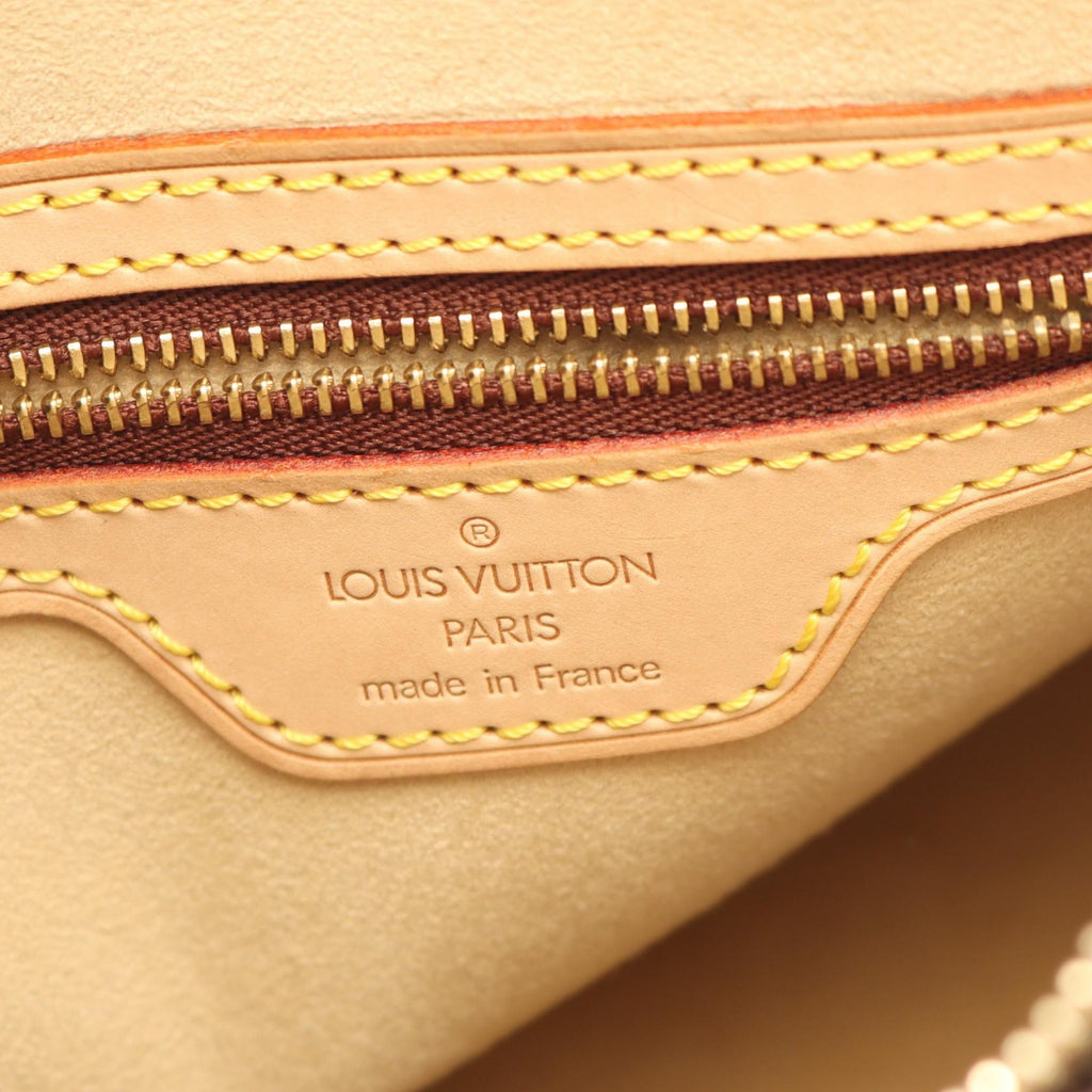 Louis Vuitton Looping MM Monogram Shoulder Bag