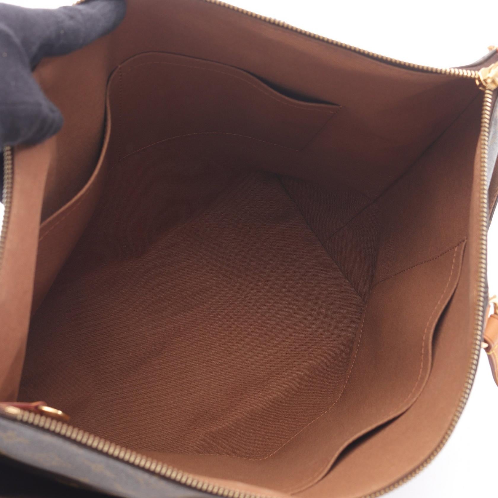 Louis Vuitton Totally MM Monogram Tote Bag