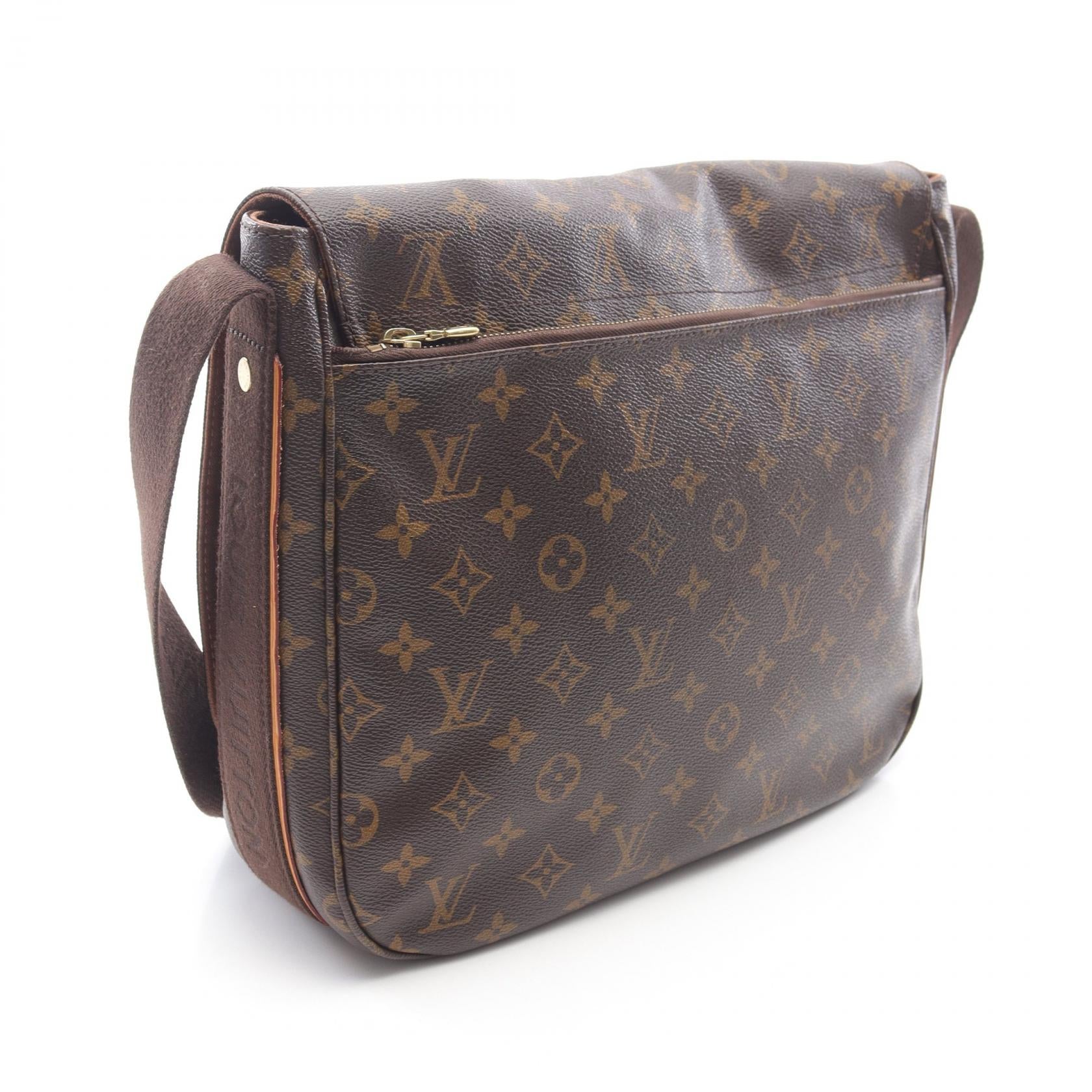 Louis Vuitton Messenger Beaubourg MM Monogram Shoulder Bag
