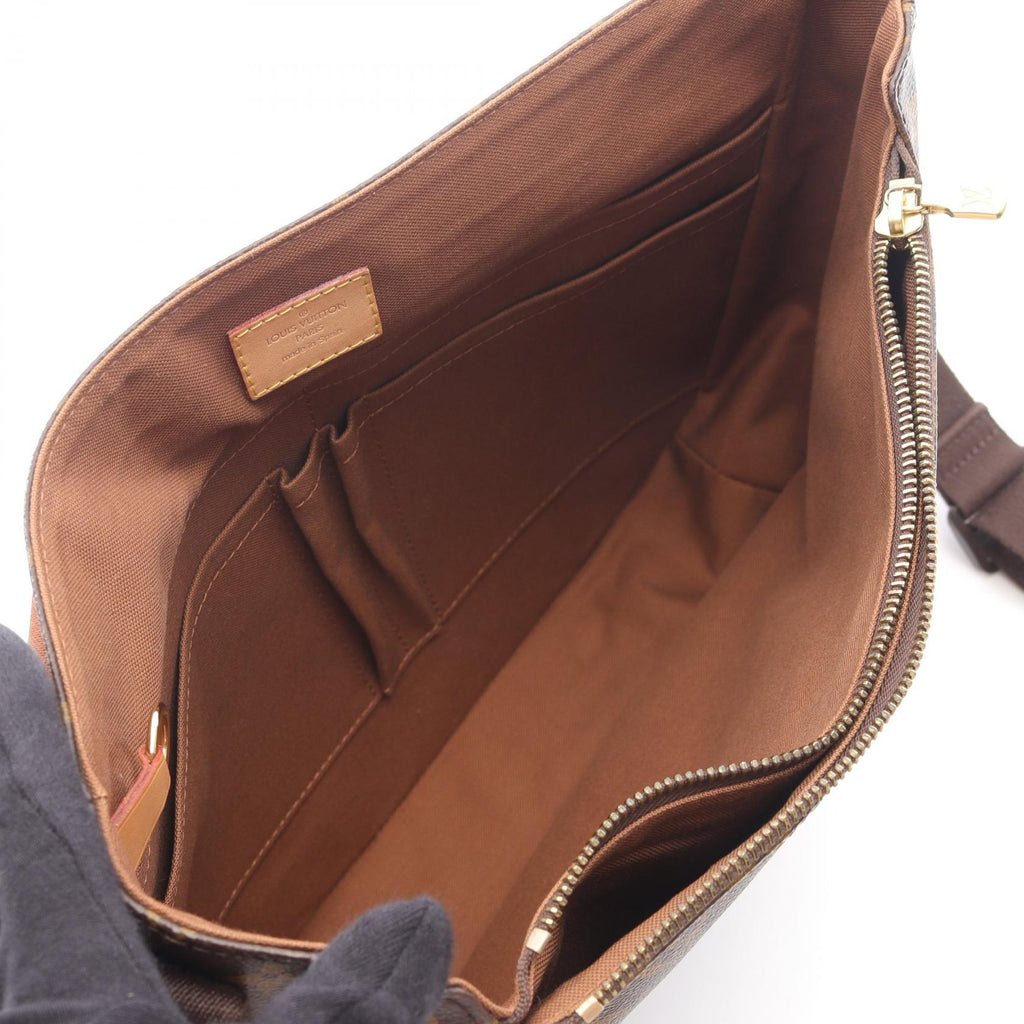 Louis Vuitton Messenger Beaubourg MM Monogram Shoulder Bag