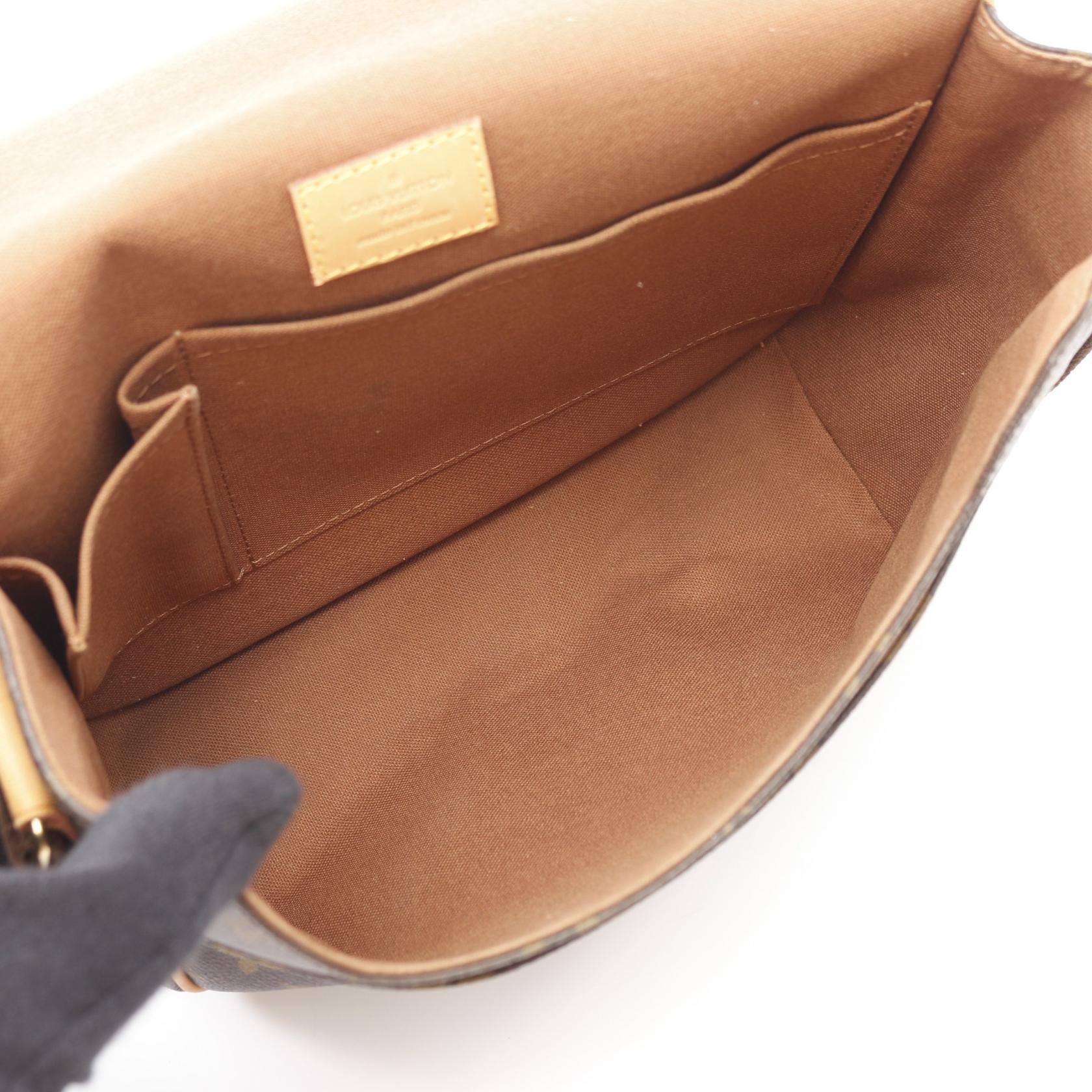 Louis Vuitton Messenger PM Monogram Shoulder Bag