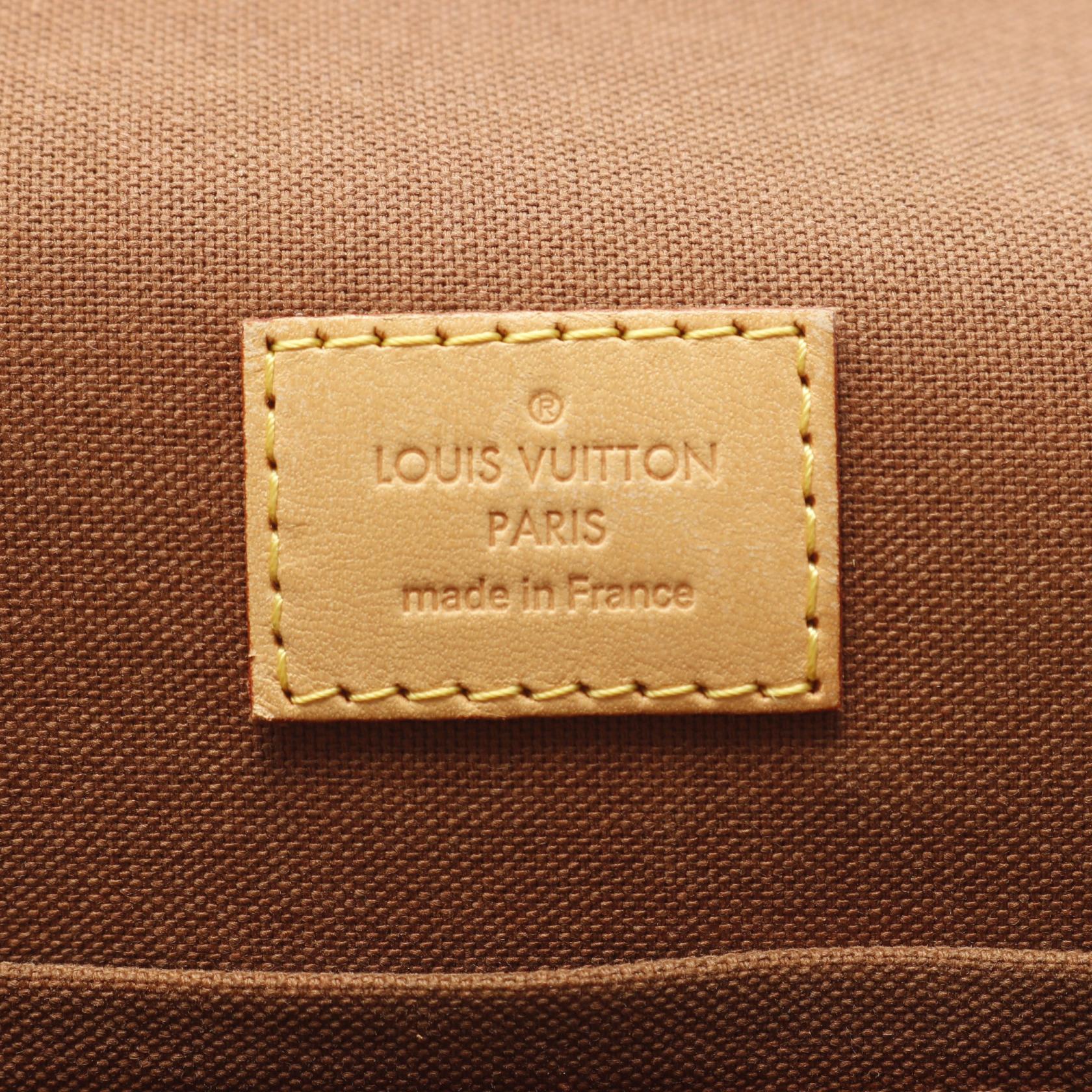 Louis Vuitton Messenger PM Monogram Shoulder Bag