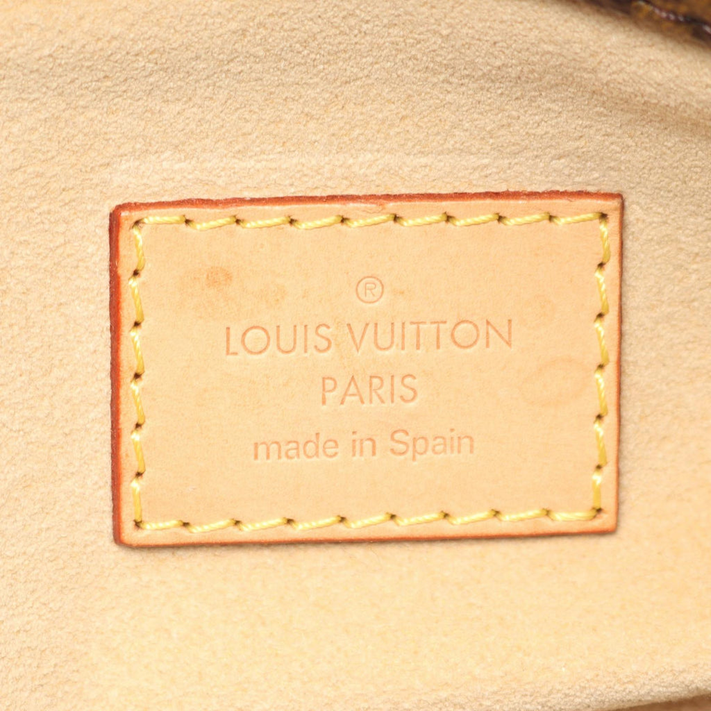 Louis Vuitton Artsy MM Monogram Shoulder Bag