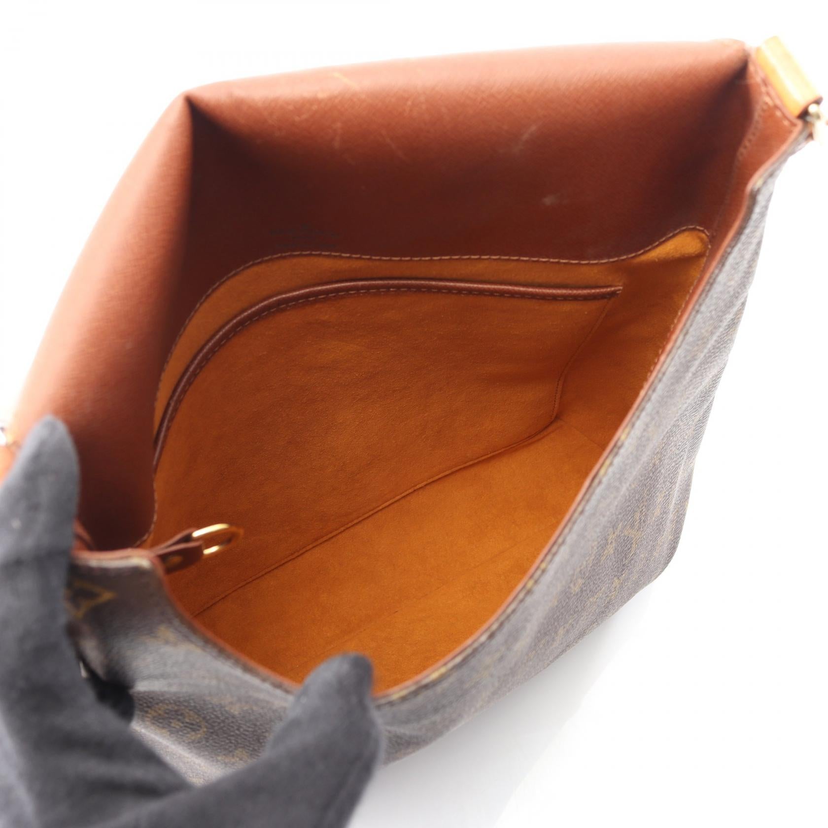 Louis Vuitton Musette Monogram Shoulder Bag