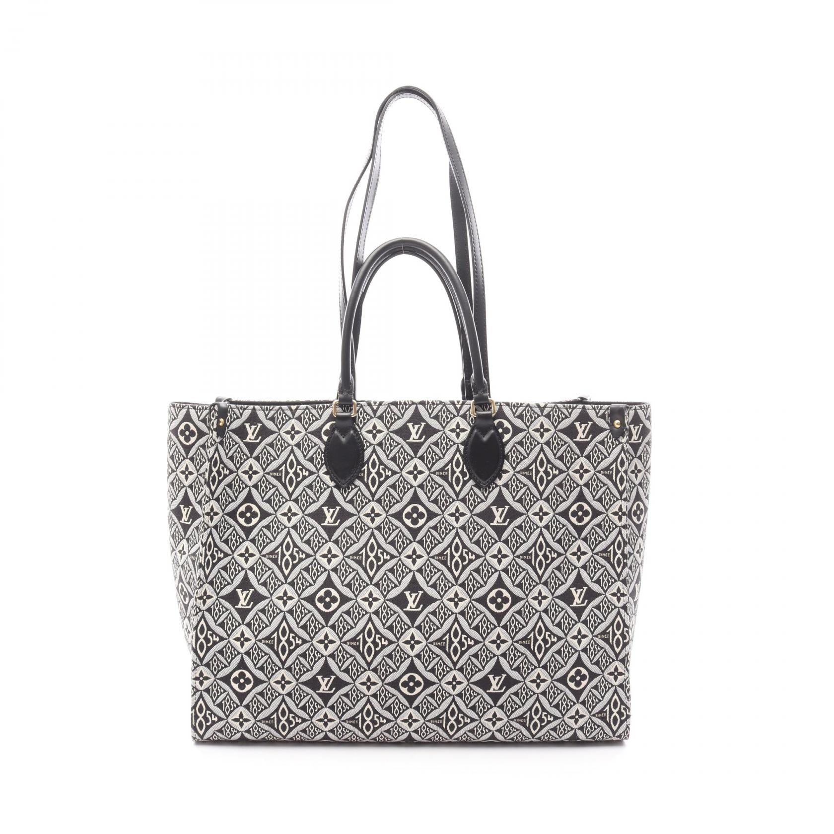 Louis Vuitton OnTheGo GM Monogram Tote Bag
