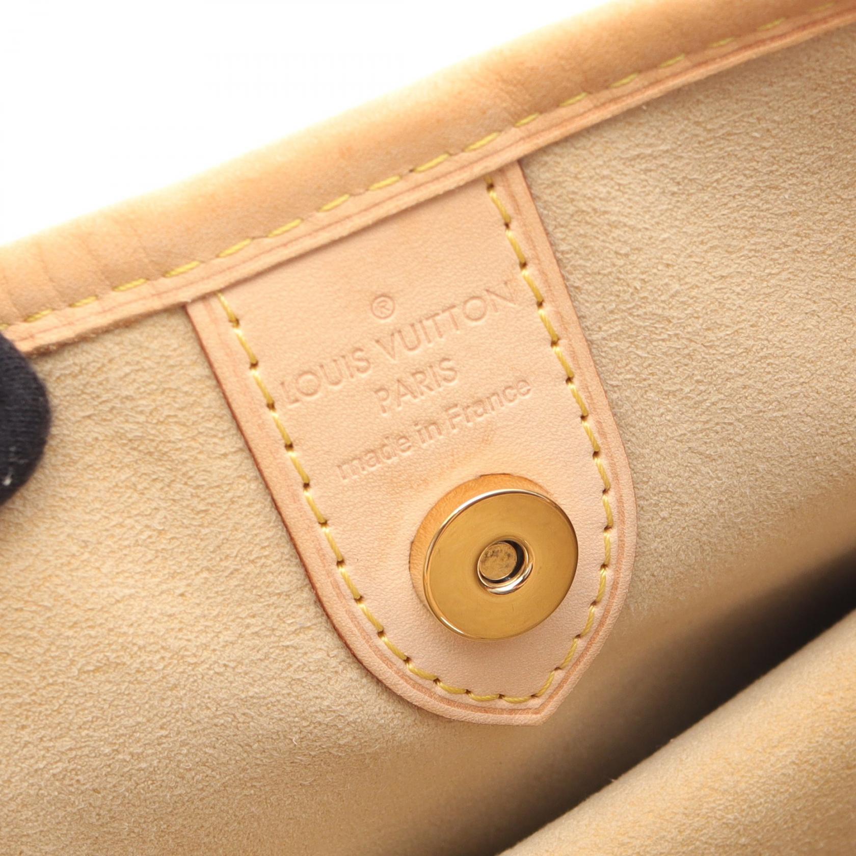 Louis Vuitton Galliera PM Monogram Shoulder Bag