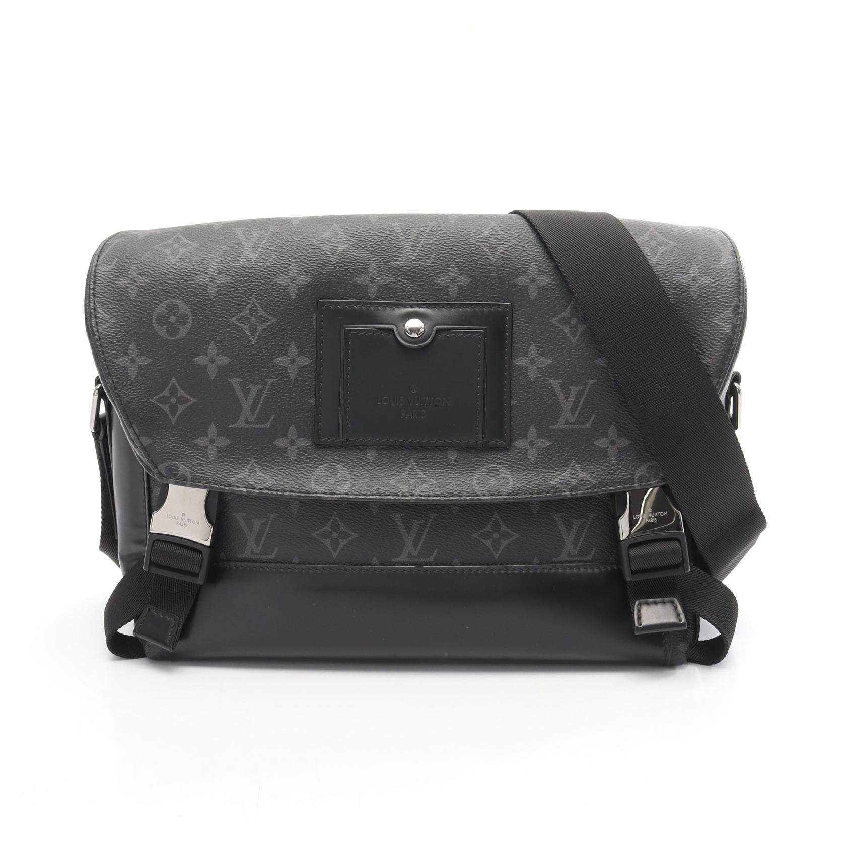 Louis Vuitton Messenger Voyage PM Monogram Shoulder Bag