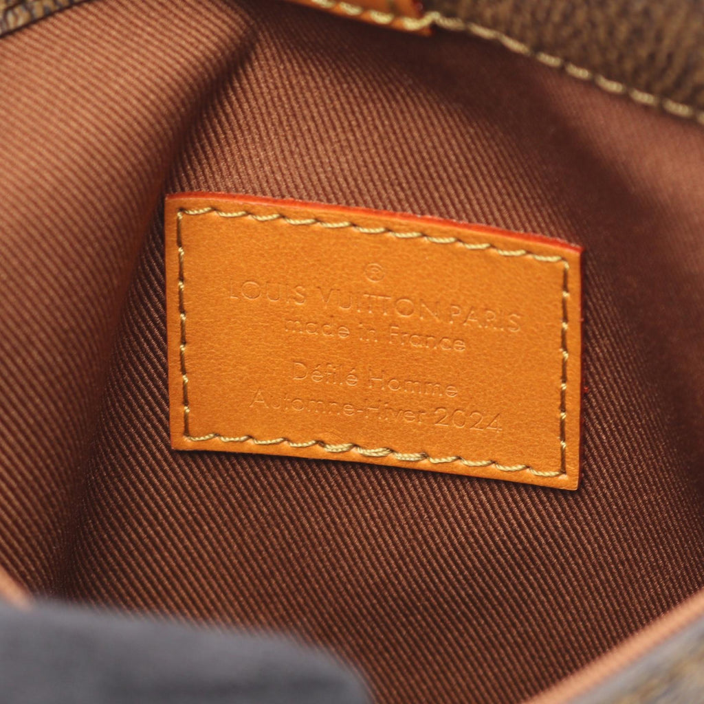 Louis Vuitton Envelope Pouch Monogram Shoulder Bag