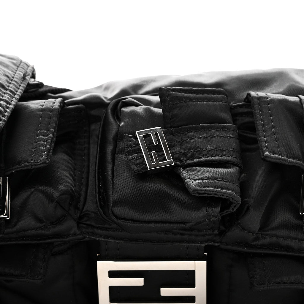 Econyl Cuoio Romano Multipocket Baguette Black