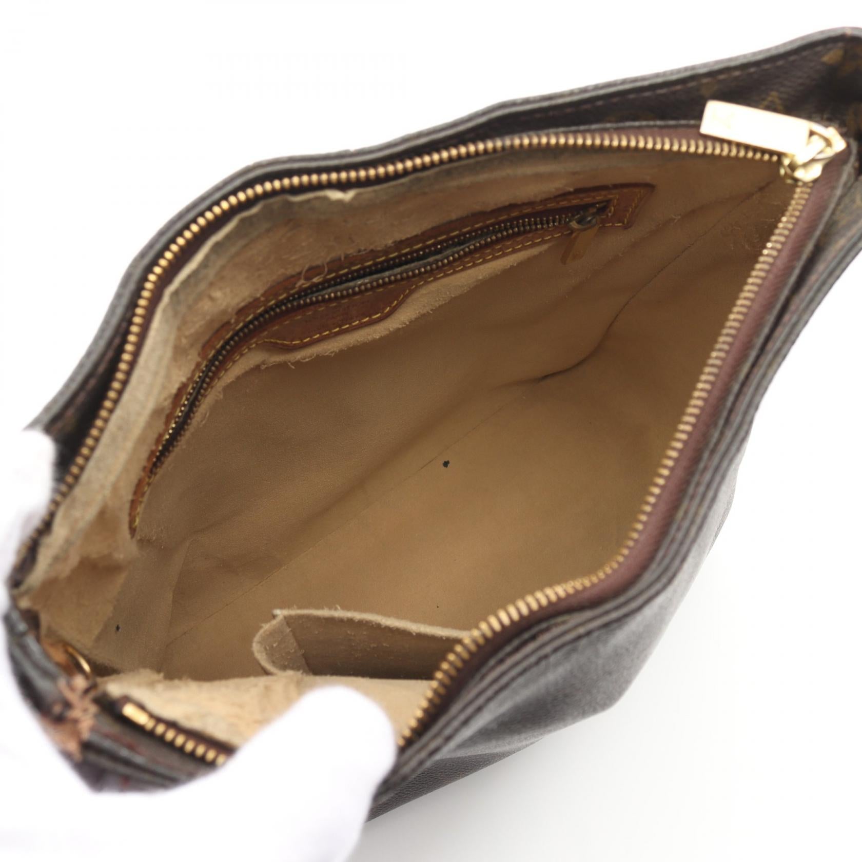 Louis Vuitton Looping GM Monogram Shoulder Bag