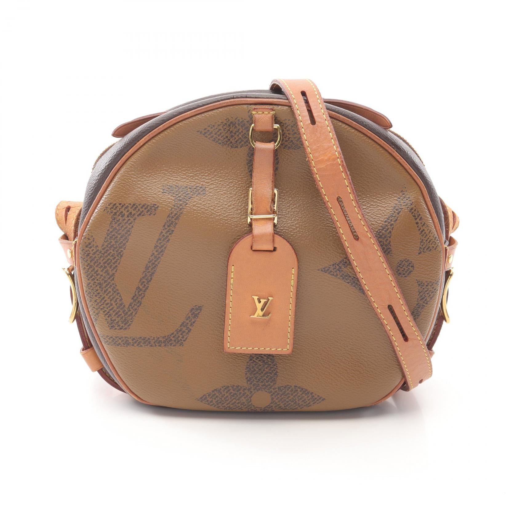 Louis Vuitton Boite Chapeau Souple Monogram Giant Reverse Shoulder Bag