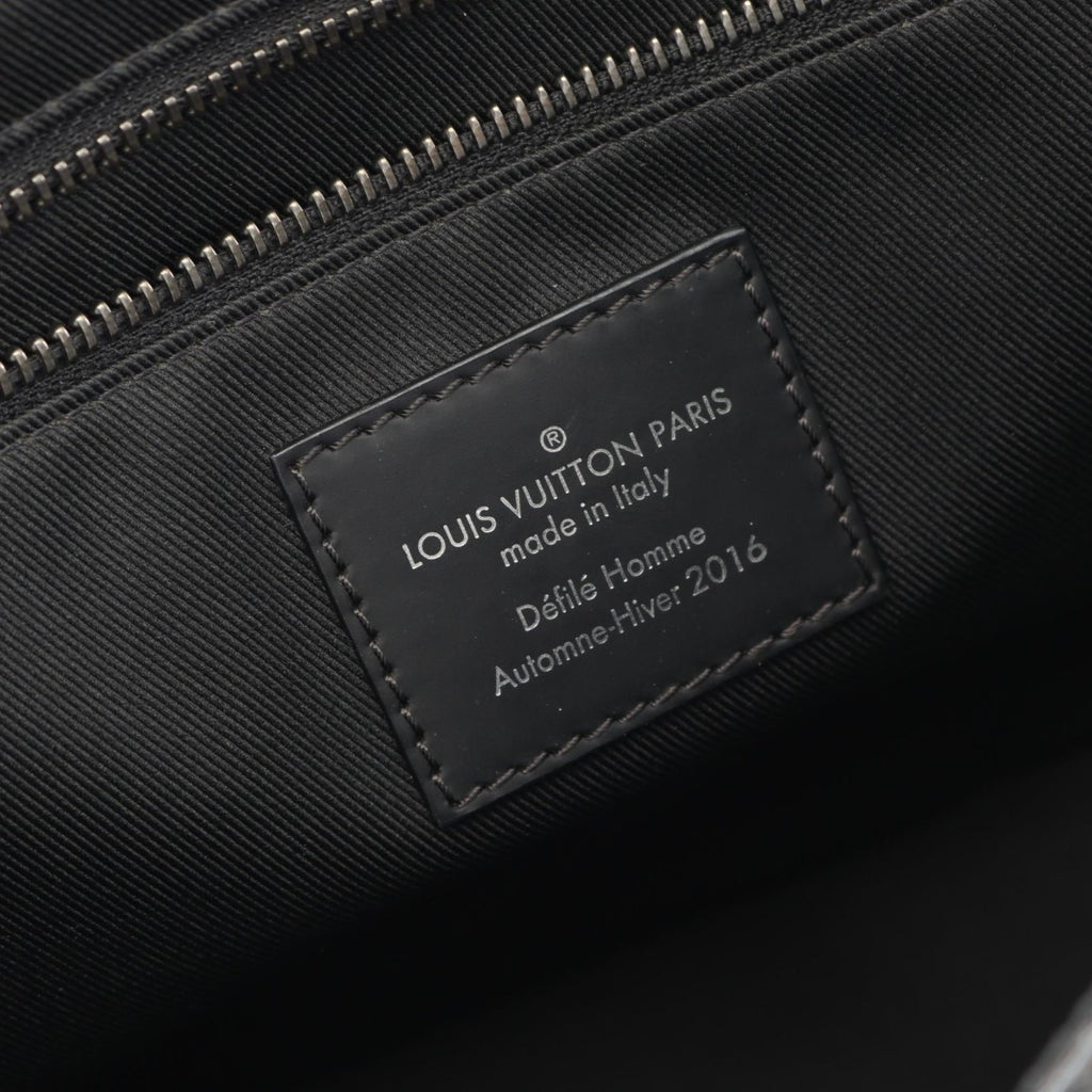 Louis Vuitton Messenger Voyage PM Monogram Shoulder Bag
