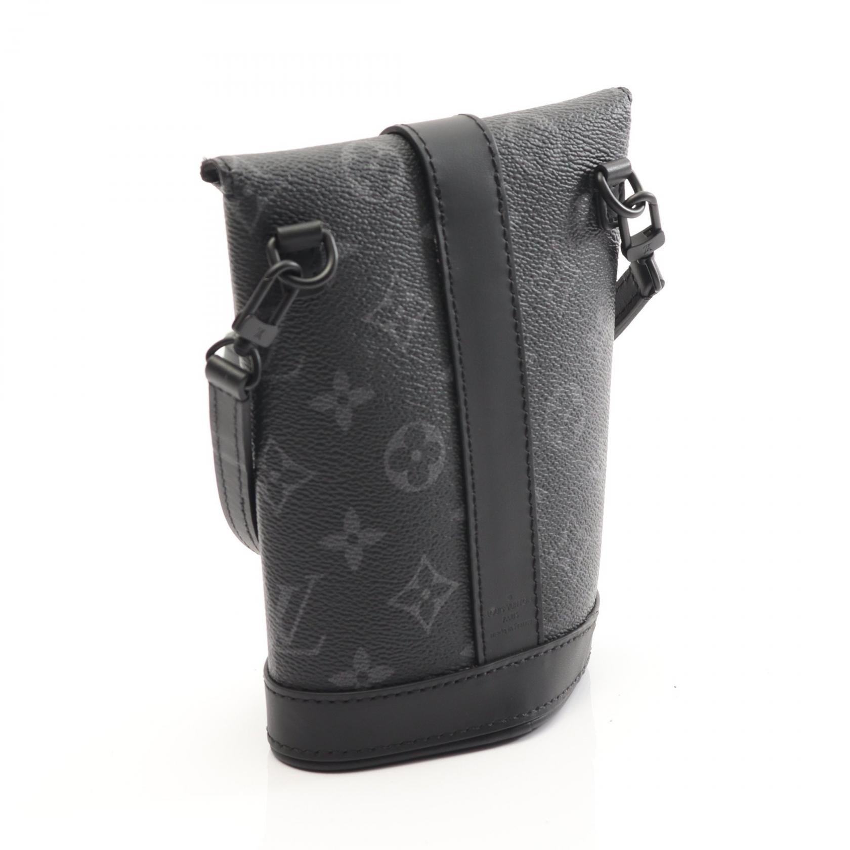 Louis Vuitton Envelope Monogram Shoulder Bag