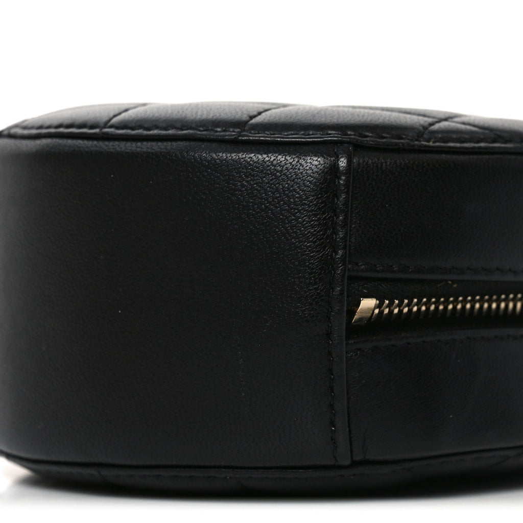 Lambskin Quilted Round Pearl Crush Clutch With Chain Black