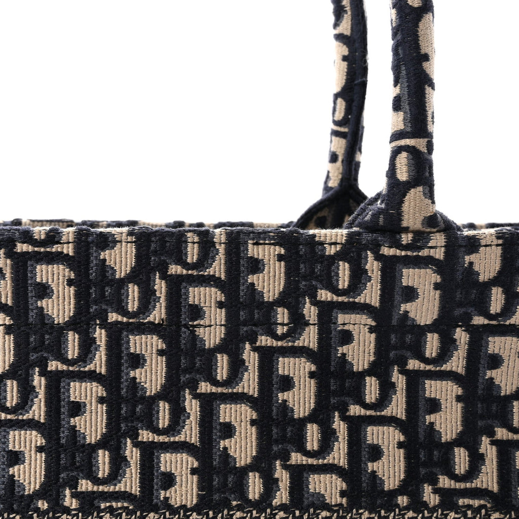 Oblique Medium Book Tote Blue Multicolor