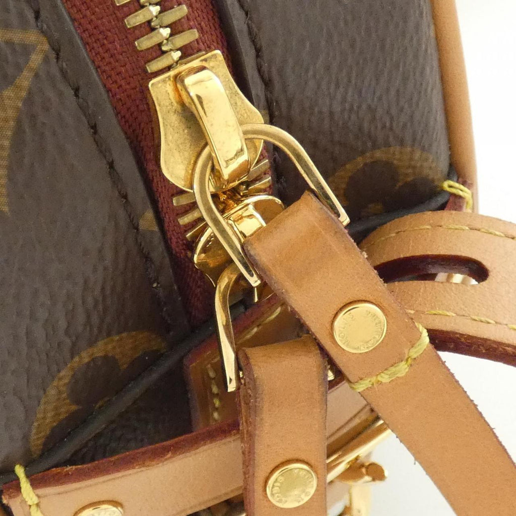 Louis Vuitton Boite Chapeau Souple Monogram Shoulder Bag