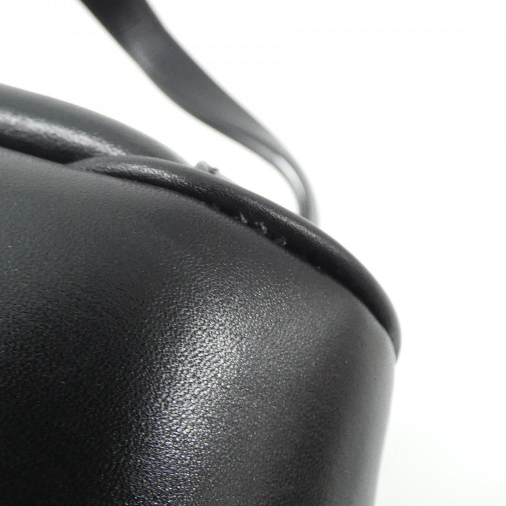 Gucci Leather Shoulder Bag
