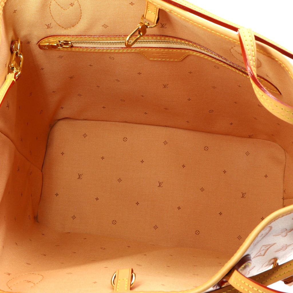 Louis Vuitton Neverfull NM Tote Fall for You Monogram Canvas MM