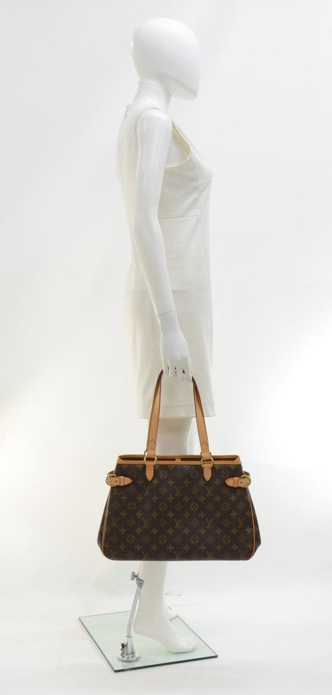 Louis Vuitto Batignolles Monogram Canvas Shoulder Bag
