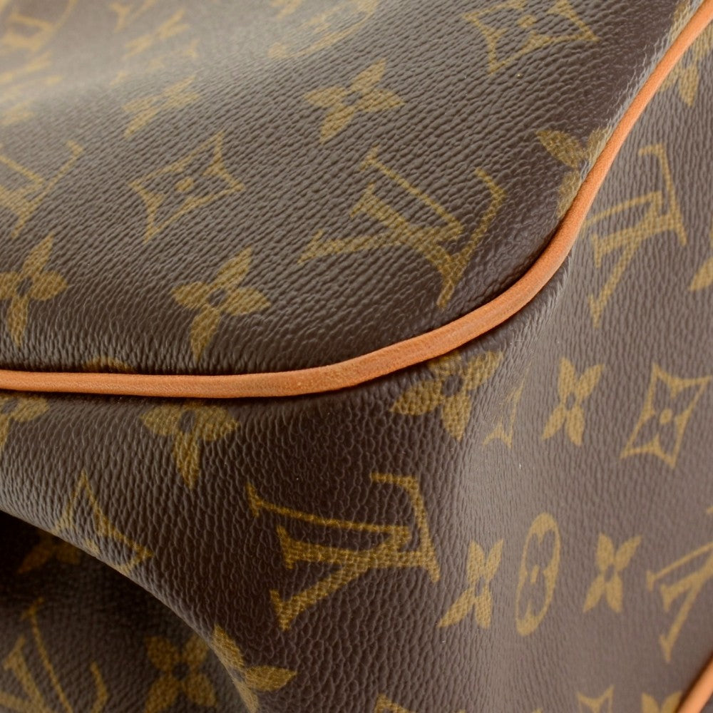 Louis Vuitto Batignolles Monogram Canvas Shoulder Bag