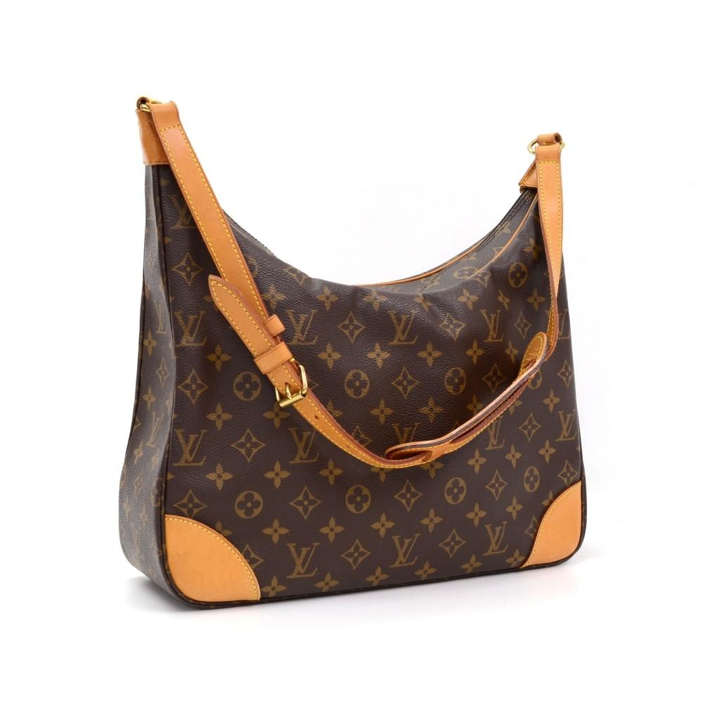 Louis Vuitto Boulogne GM Shoulder Bag