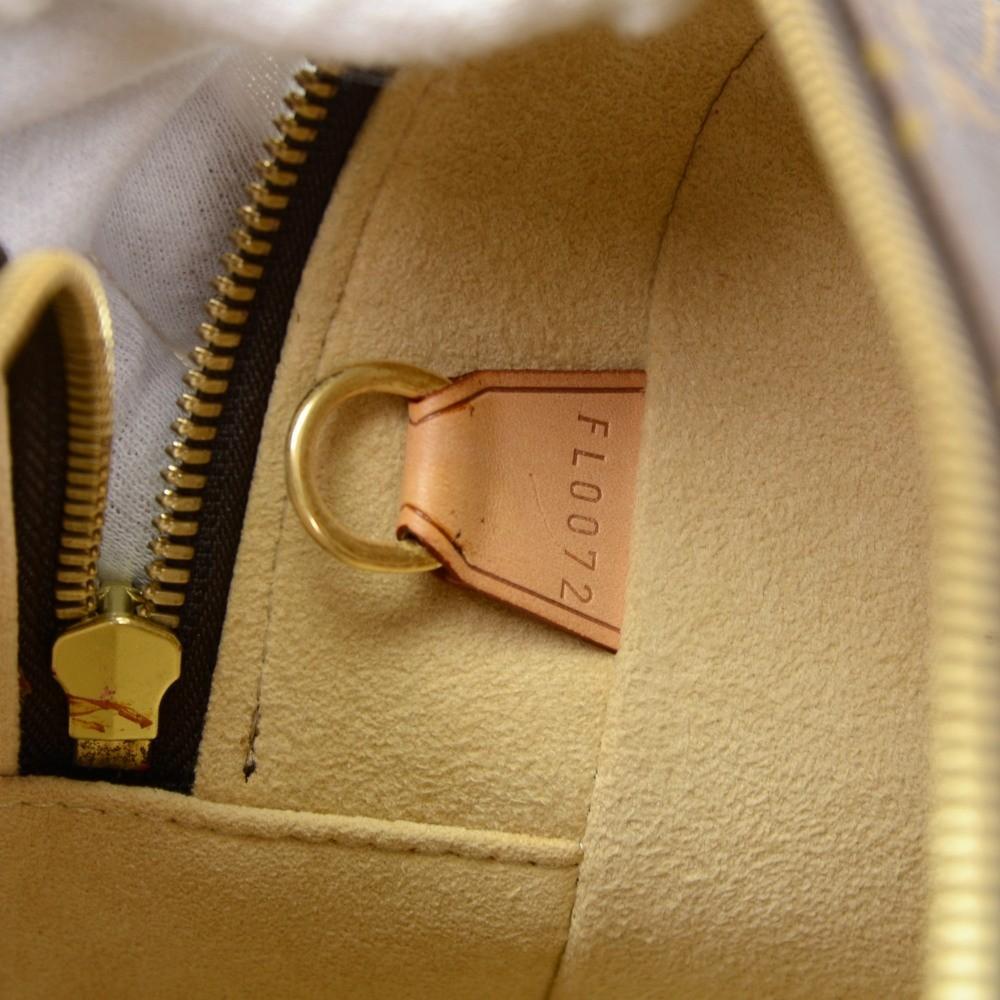 Louis Vuitto Cite GM Shoulder Bag