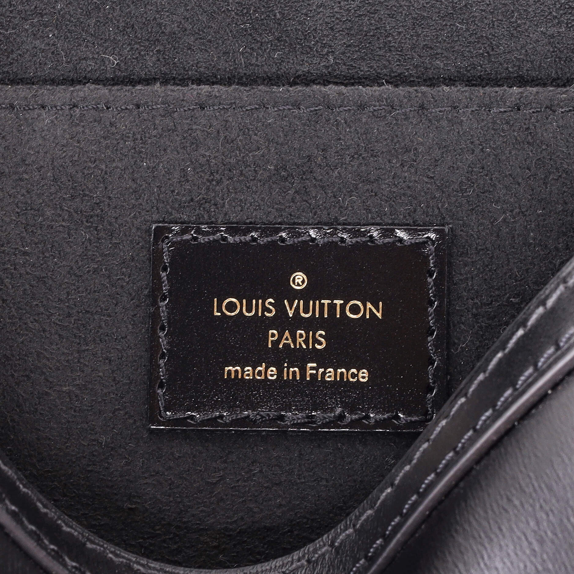 Louis Vuitton Dauphine Shoulder Bag Calfskin MM