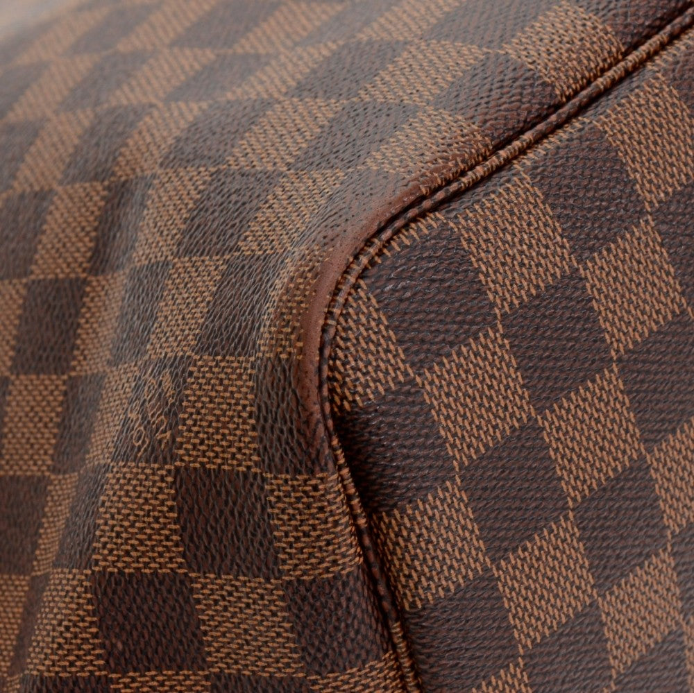 Louis Vuitto Neverfull MM Tote