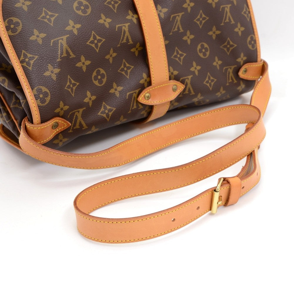 Louis Vuitto Saumur 35 Shoulder Bag