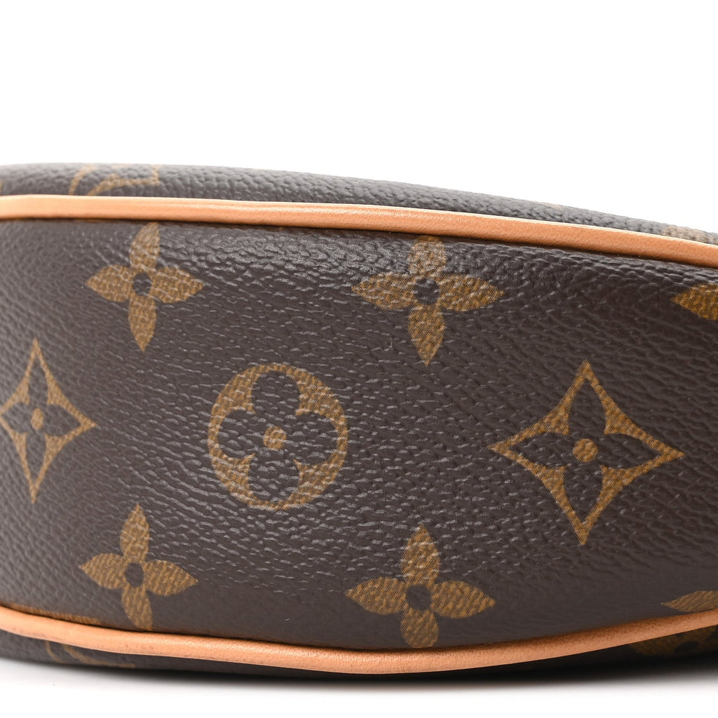 Monogram Loop