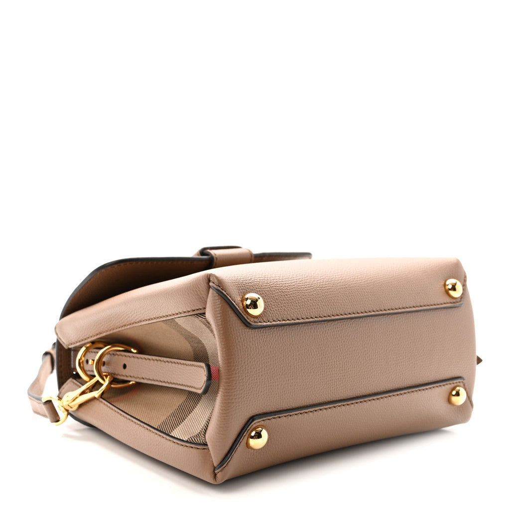 Derby Calfskin House Check Small Camberley Dark Sand
