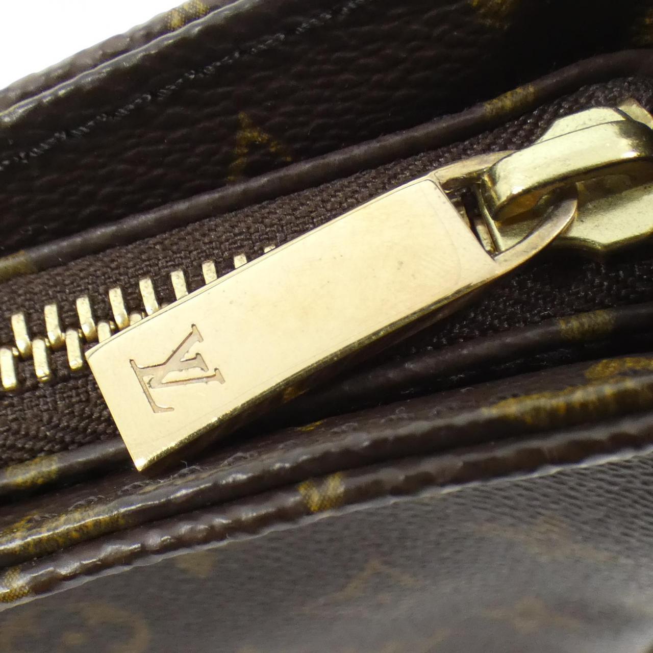 Louis Vuitton Monogram Shoulder Bag