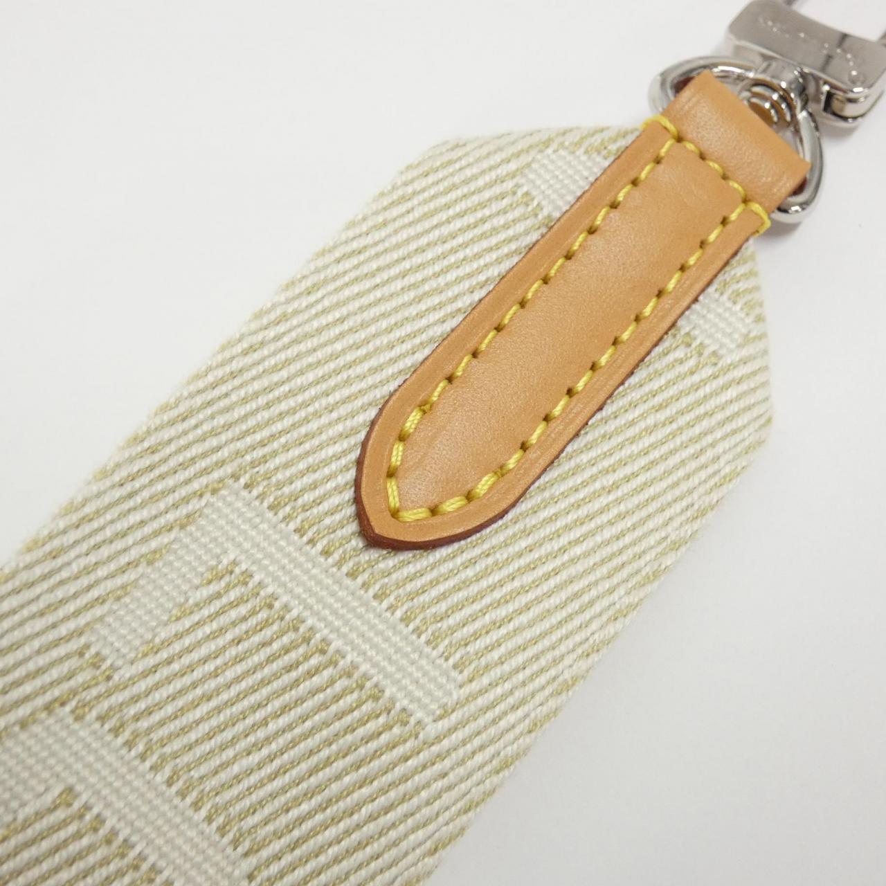 Louis Vuitton Coussin Lamb Shoulder Bag
