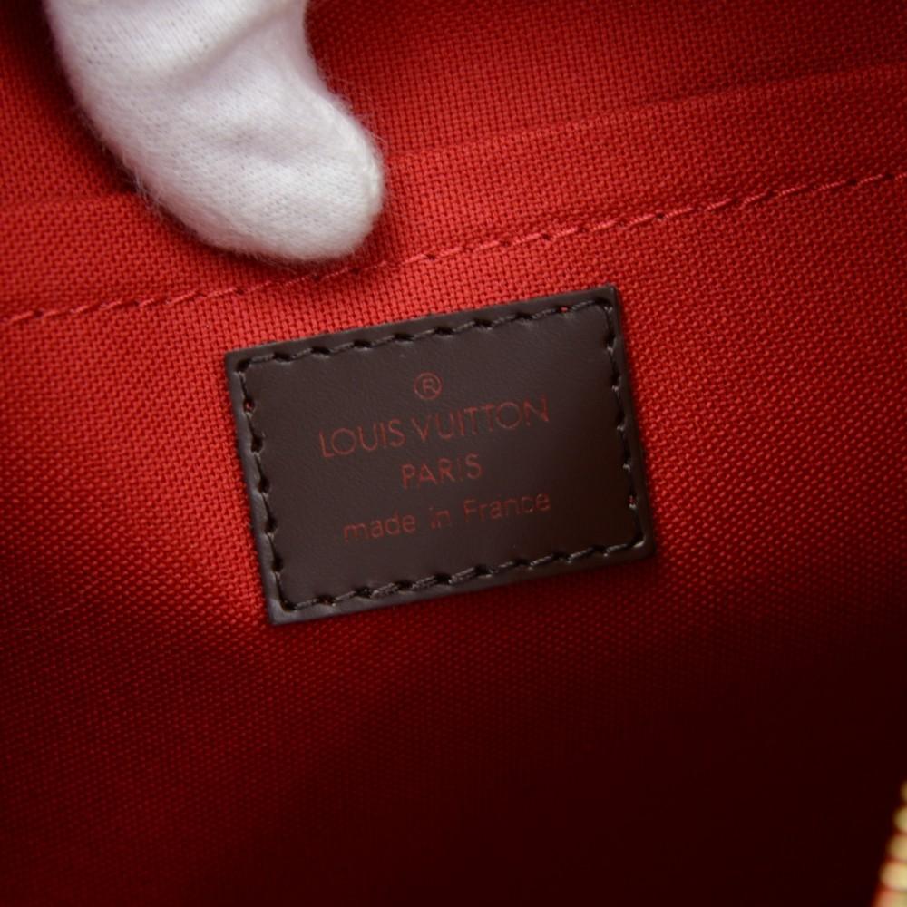 Louis Vuitto Thames GM Shoulder Bag
