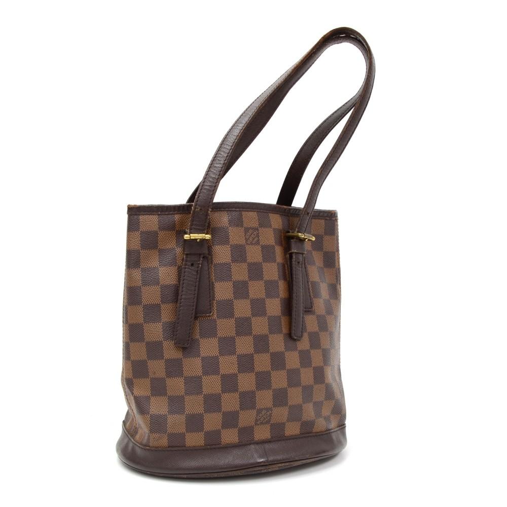 Louis Vuitto Marais Shoulder Bag