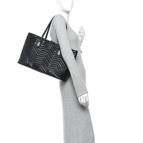 Calfskin Matelasse Monochrome Large GG Marmont Tote Bag Black