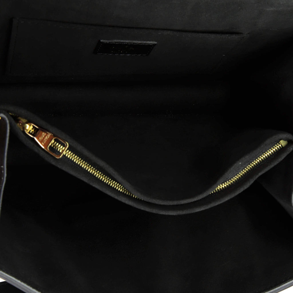 Louis Vuitton Dauphine Shoulder Bag Calfskin MM