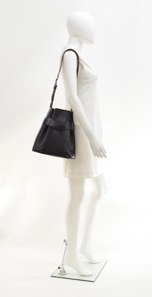Louis Vuitto Sac de Paule PM Epi Leather Shoulder Bag