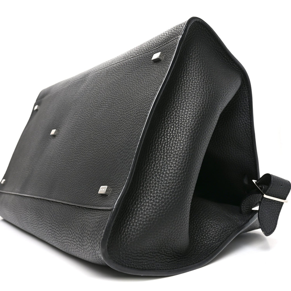 Grained Calfskin Soft Margaux 17 Black