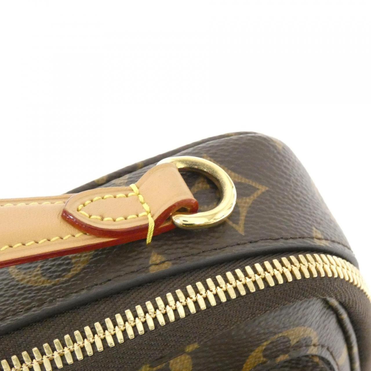 Louis Vuitton Monogram Shoulder Bag