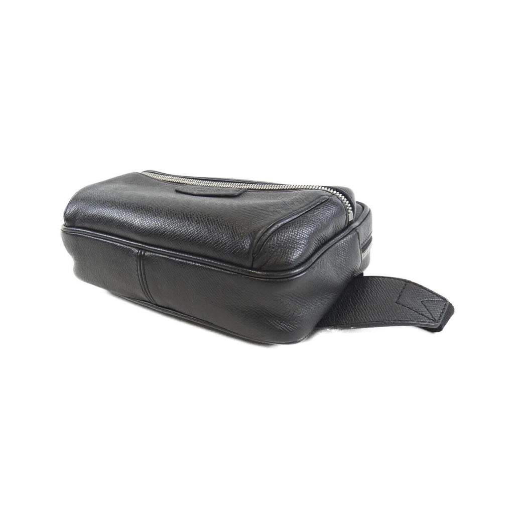 Louis Vuitton Taiga Shoulder Bag