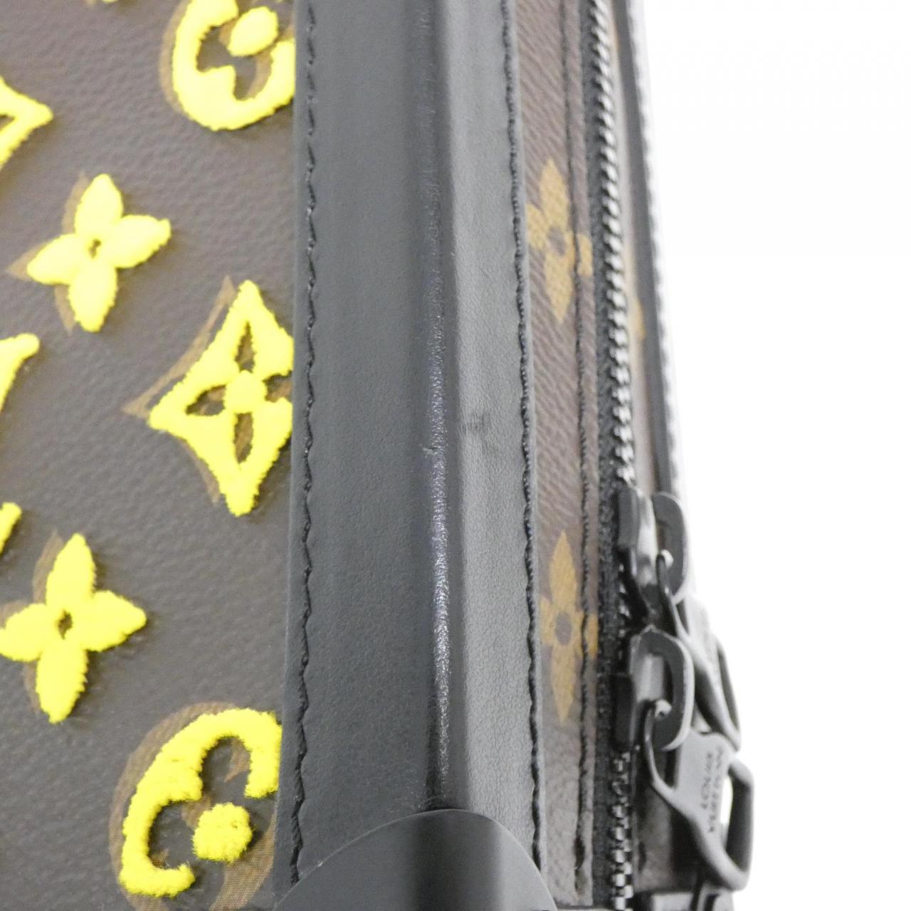 Louis Vuitton Monogram Tuffetage Vertical Soft Trunk Shoulder Bag