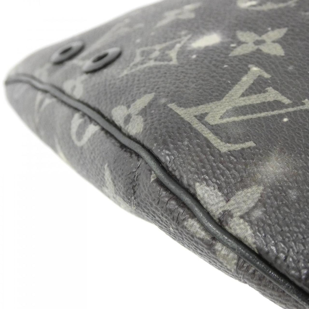 Louis Vuitton Monogram Discovery Bum Bag Shoulder Bag